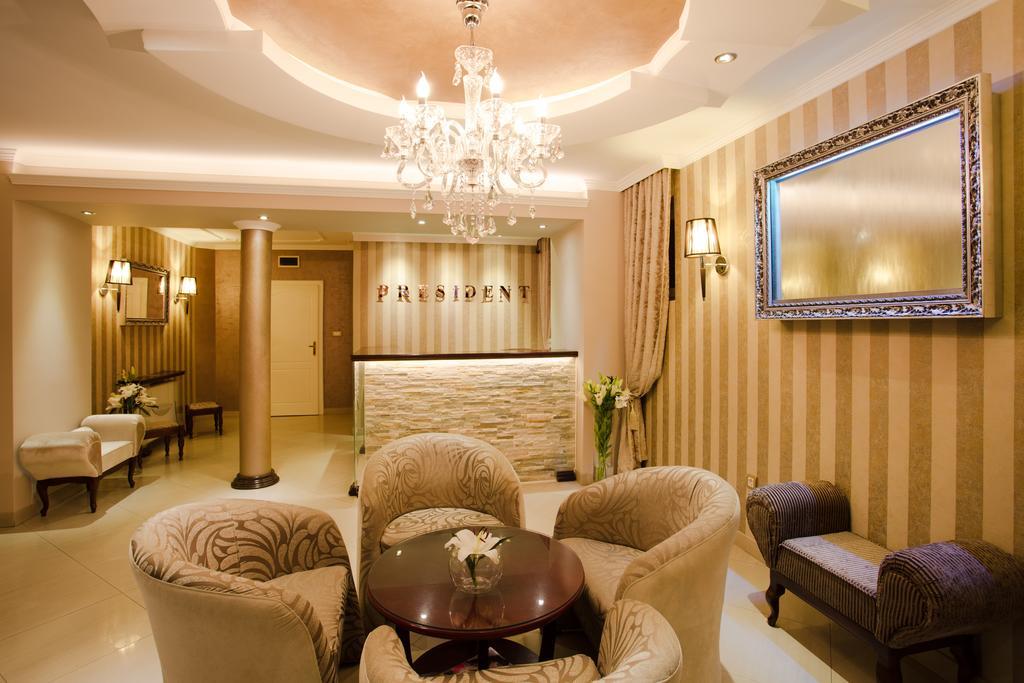 Garni Hotel President De Luxe Kragujevac Exterior photo